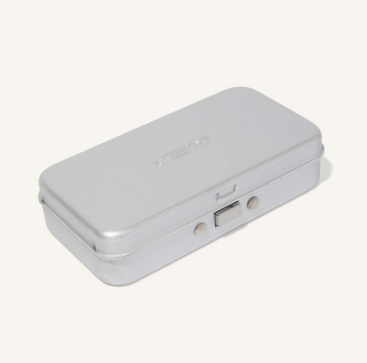 Leaf Shave Twig and Thorn Razor Travel Case in Neutral closed top view