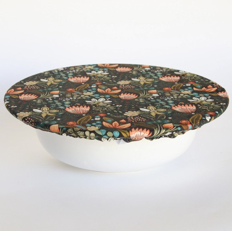 Colibri extra large reusable bowl cover in Penny Lane pattern
