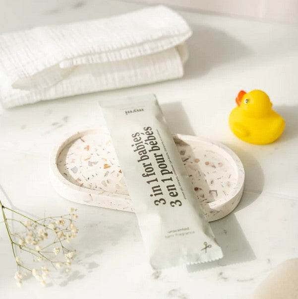 Myni 3 in 1 for Babies refill powder, gentle coconut scent, smooth texture, Canadian made, for hair, skin, and body cleansing