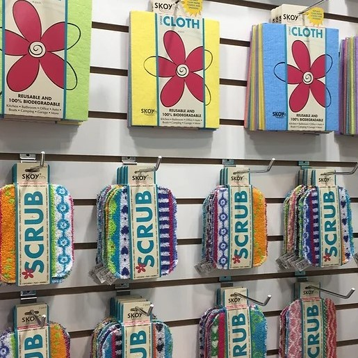 Looking for eco-friendly cleaning cloths? Skoy has you covered with two options - eco sponge cloths or scrub cloths.