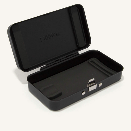 Leaf Shave Twig and Thorn Razor Travel Case in Black open with protective silicone inserts