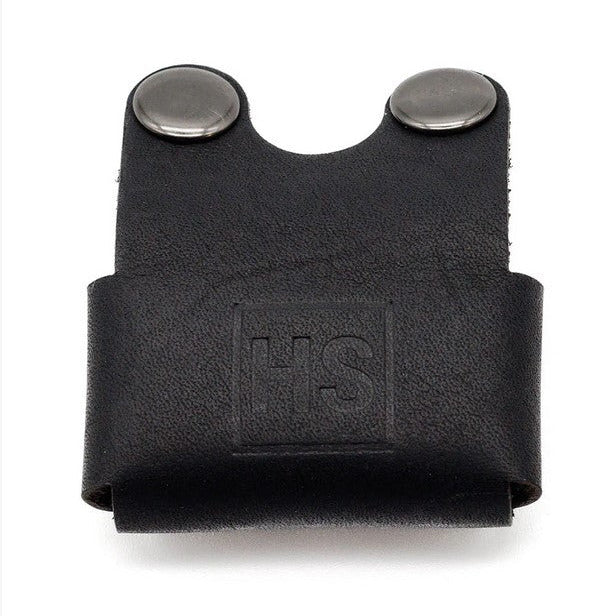 Black Henson Razor Head Cover made from genuine leather with dual snap closures
