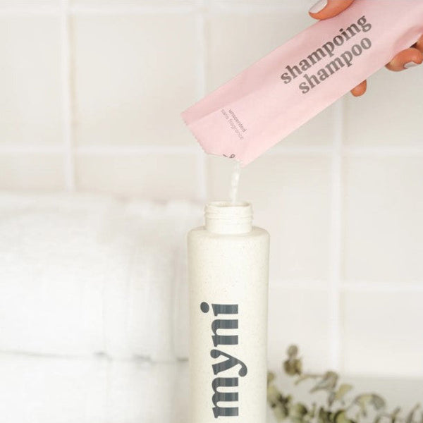 mynishampoopowderandwhitebottl
