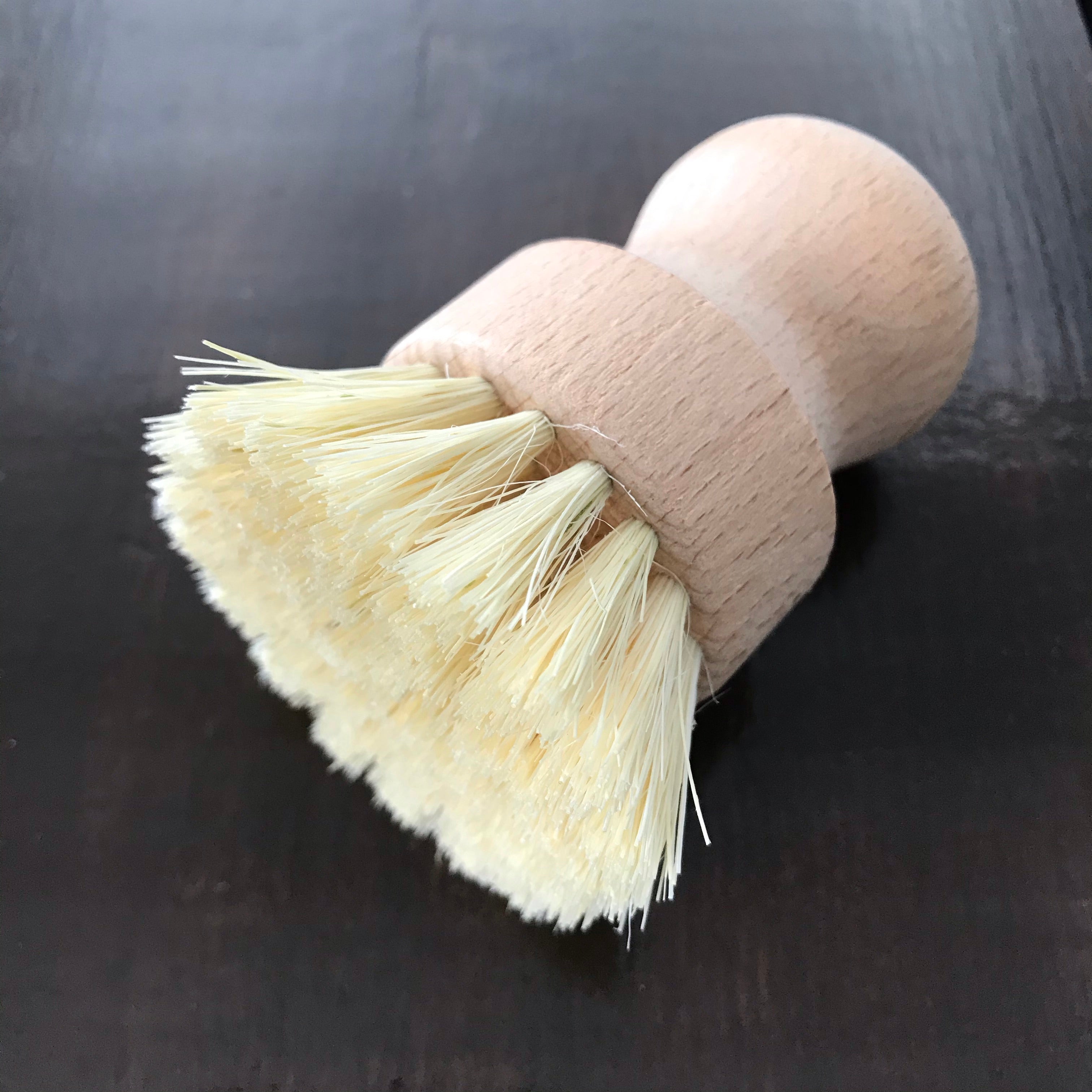 Maison Soleil beech wood pot scrubber brush with stiff bristles and biodegradable design, measuring approximately 4 inches